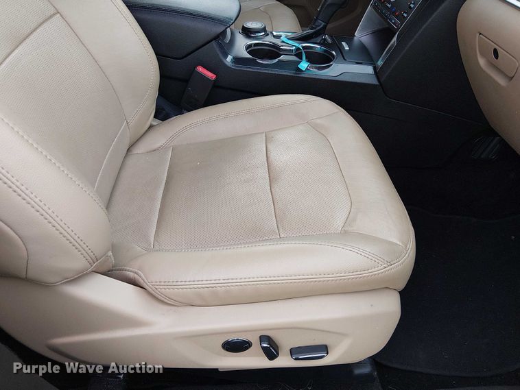 image for item EC1329 2016 Ford Explorer Limited SUV