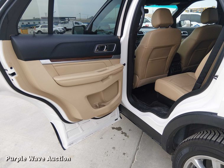 image for item EC1329 2016 Ford Explorer Limited SUV