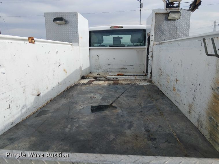 image for item EC1330 2012 Ford F550 Super Duty utility / service truck