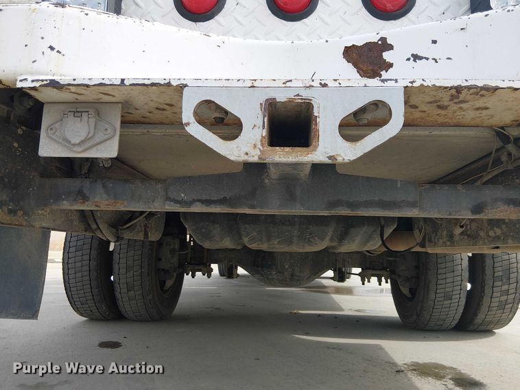 image for item EC1330 2012 Ford F550 Super Duty utility / service truck