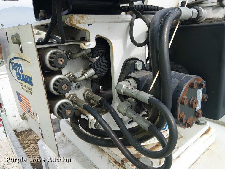 image for item EC1330 2012 Ford F550 Super Duty utility / service truck