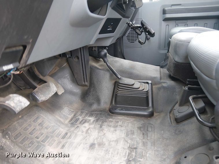 image for item EC1330 2012 Ford F550 Super Duty utility / service truck