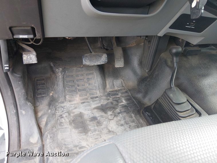 image for item EC1330 2012 Ford F550 Super Duty utility / service truck