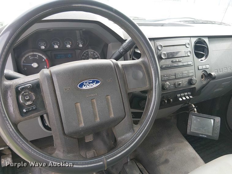 image for item EC1330 2012 Ford F550 Super Duty utility / service truck