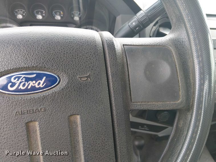 image for item EC1330 2012 Ford F550 Super Duty utility / service truck