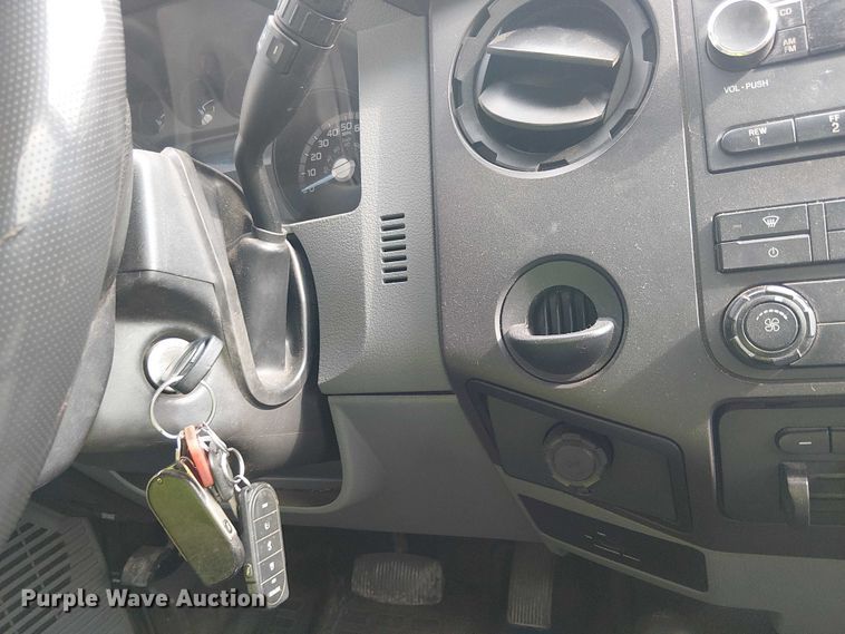 image for item EC1330 2012 Ford F550 Super Duty utility / service truck