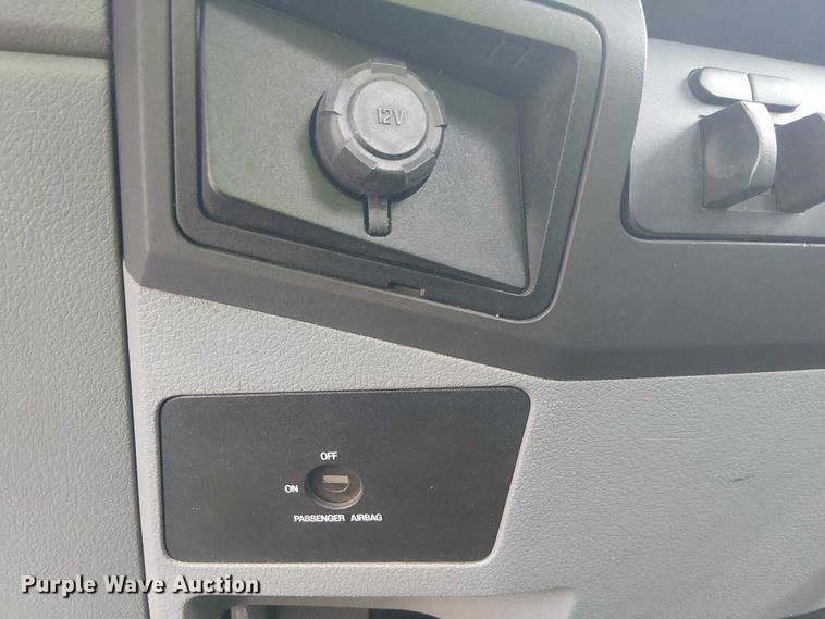 image for item EC1330 2012 Ford F550 Super Duty utility / service truck