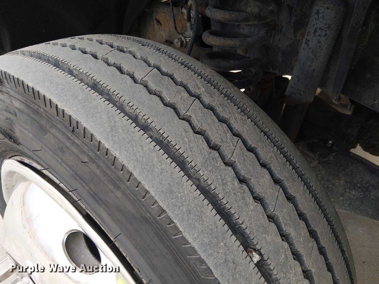 image for item EC1330 2012 Ford F550 Super Duty utility / service truck