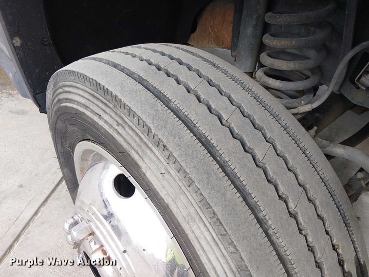 image for item EC1330 2012 Ford F550 Super Duty utility / service truck