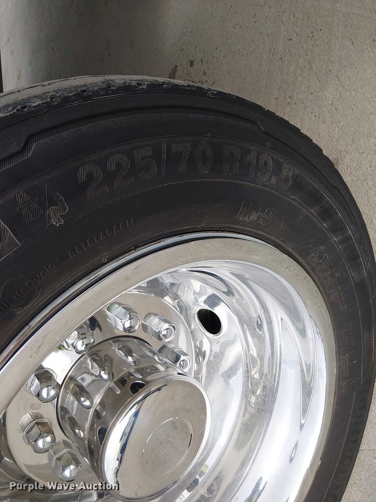 image for item EC1330 2012 Ford F550 Super Duty utility / service truck