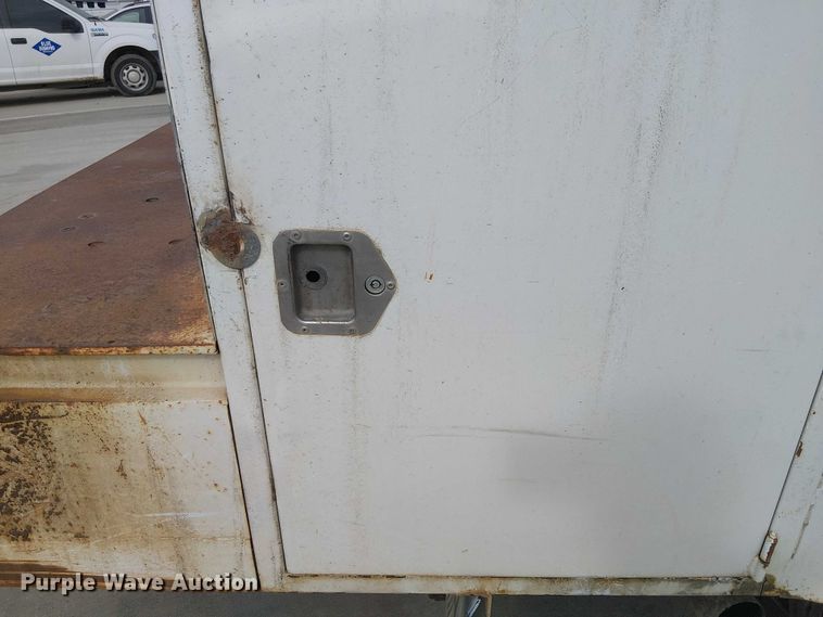 image for item EC1331 2006 Ford F450 Super Duty utility / service truck