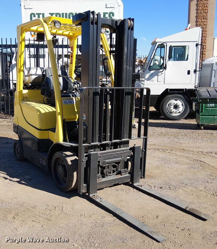 image for item EC1347 2012 Hyster S50 forklift