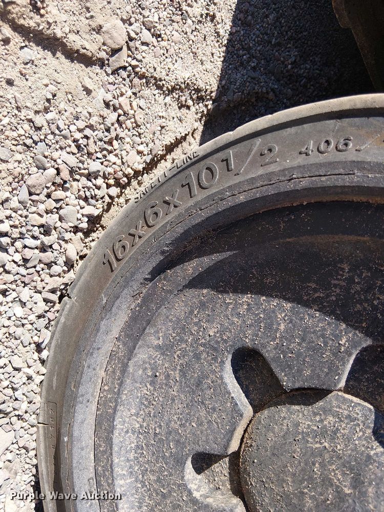 image for item EC1347 2012 Hyster S50 forklift