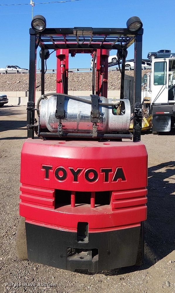 image for item EC1348 1995 Toyota 5FGC25 forklift