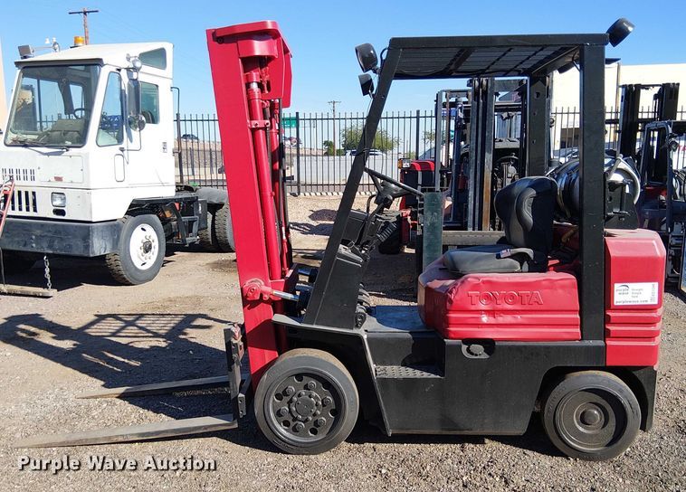 image for item EC1348 1995 Toyota 5FGC25 forklift