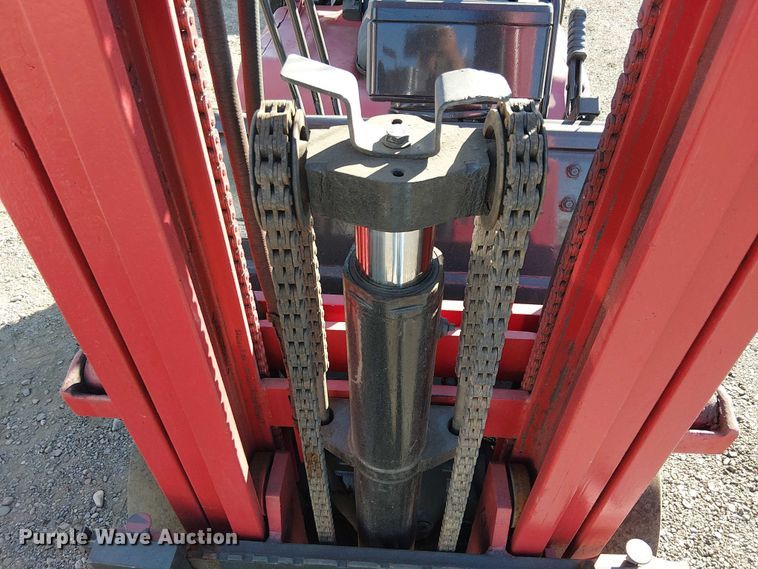 image for item EC1348 1995 Toyota 5FGC25 forklift