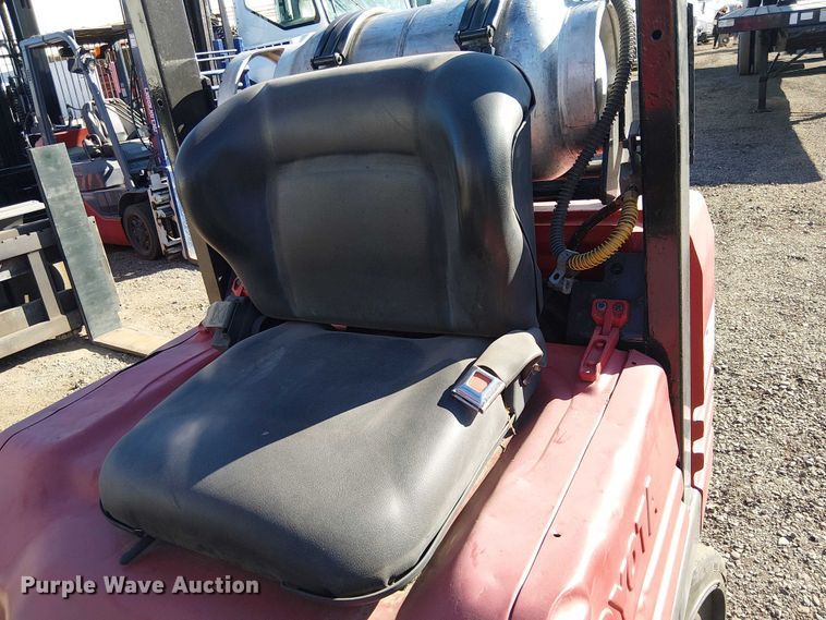 image for item EC1348 1995 Toyota 5FGC25 forklift