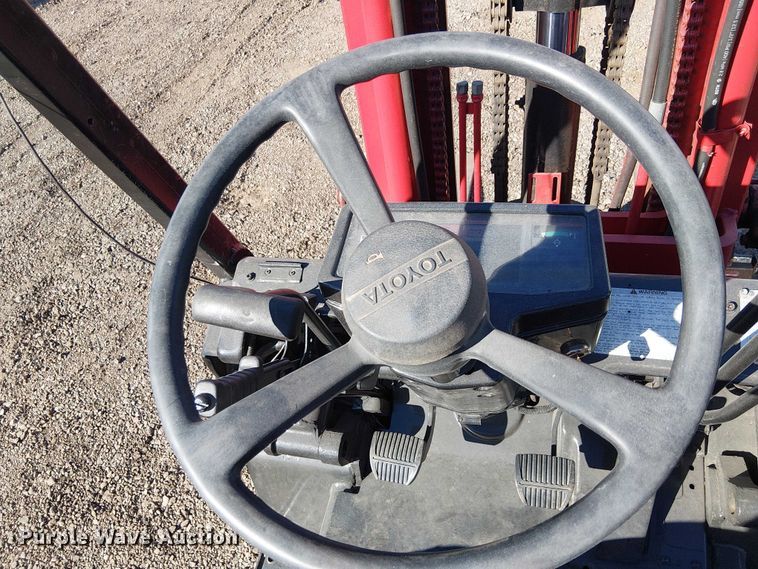 image for item EC1348 1995 Toyota 5FGC25 forklift