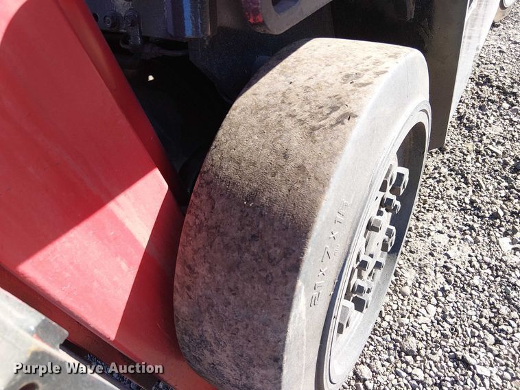 image for item EC1348 1995 Toyota 5FGC25 forklift