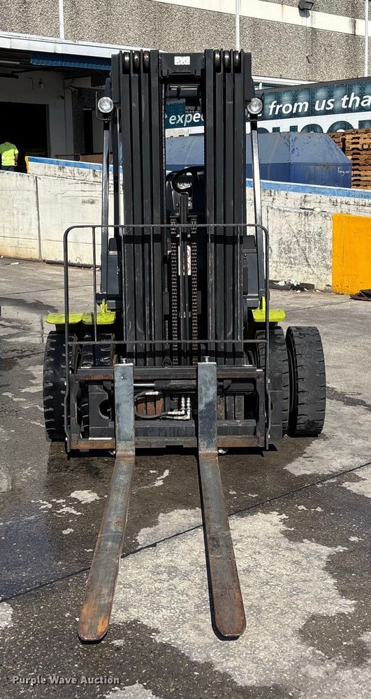 image for item EC3911 2015 Clark C25 forklift