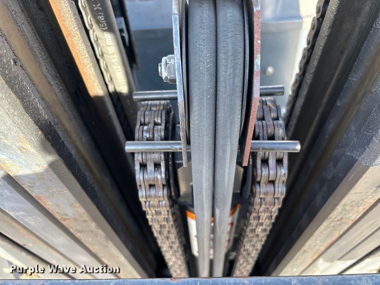 image for item EC3911 2015 Clark C25 forklift