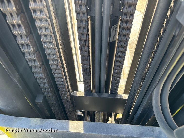 image for item EC3911 2015 Clark C25 forklift