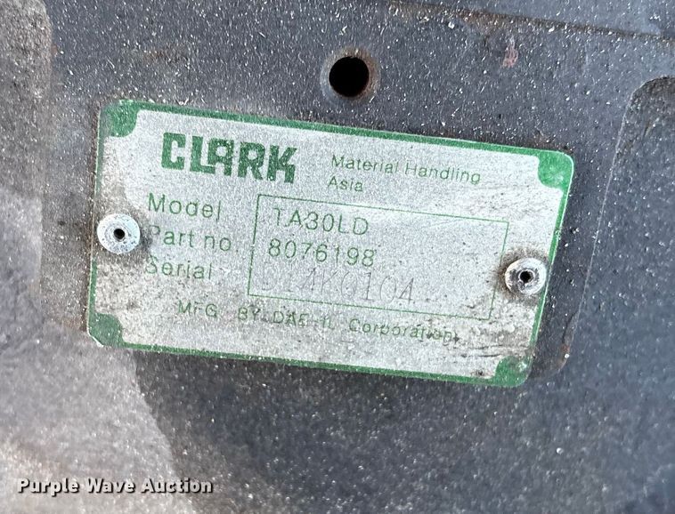 image for item EC3911 2015 Clark C25 forklift