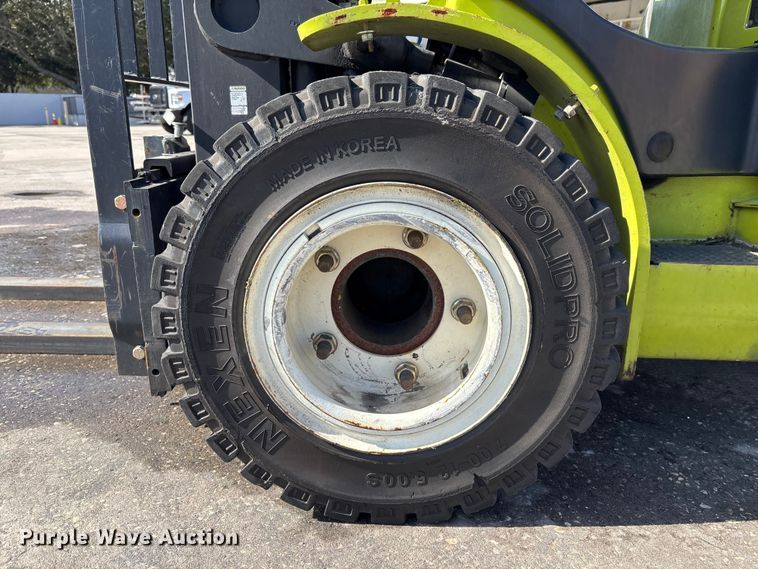 image for item EC3911 2015 Clark C25 forklift