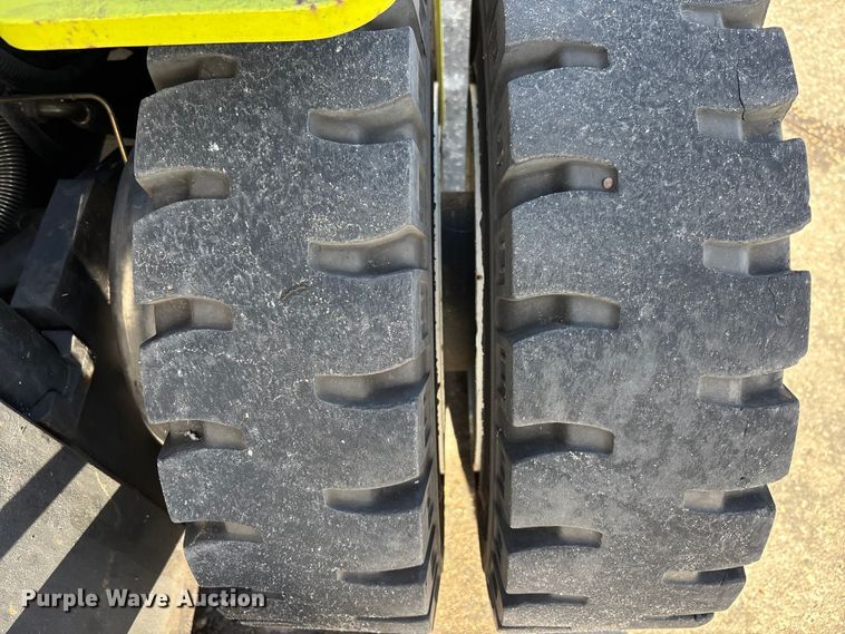 image for item EC3911 2015 Clark C25 forklift