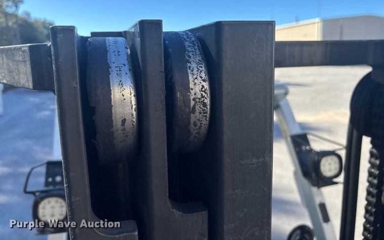 image for item EC3914 2017 UniCarriers PF50 forklift