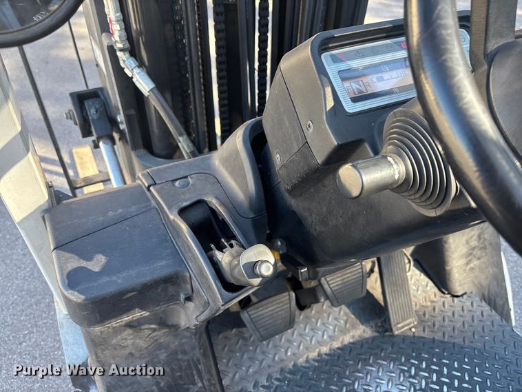 image for item EC3914 2017 UniCarriers PF50 forklift