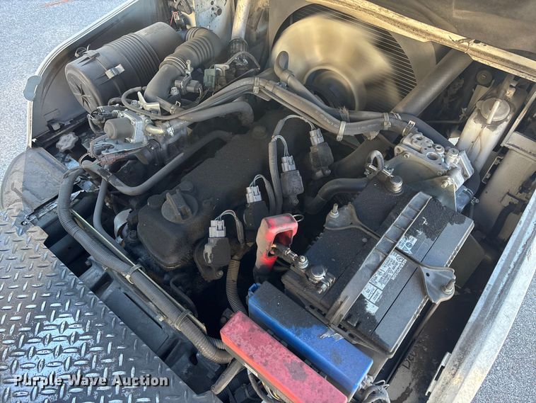 image for item EC3914 2017 UniCarriers PF50 forklift