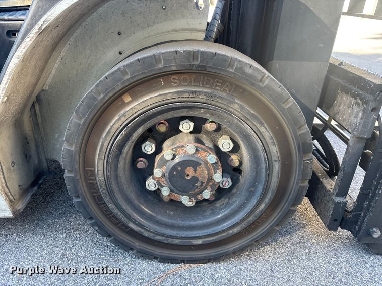 image for item EC3914 2017 UniCarriers PF50 forklift