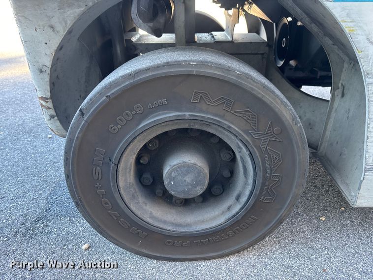 image for item EC3914 2017 UniCarriers PF50 forklift