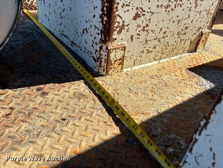 image for item EC8077 1995 Ford F800 digger derrick truck