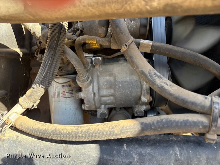 image for item EC8077 1995 Ford F800 digger derrick truck