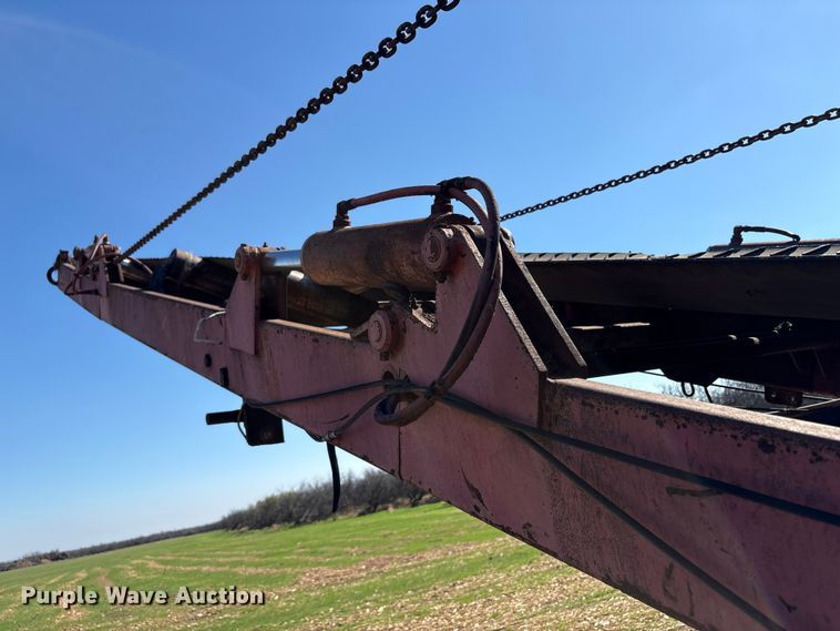 image for item EC8096 MorBark 727 trommel screen