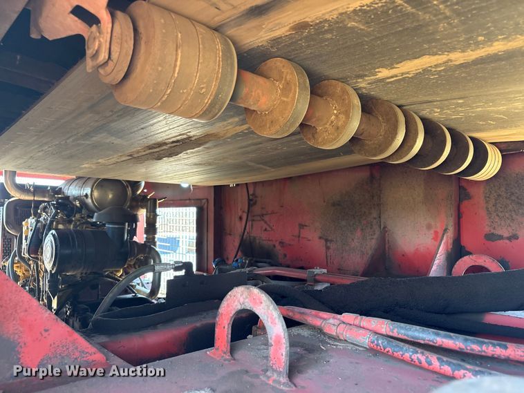 image for item EC8096 MorBark 727 trommel screen