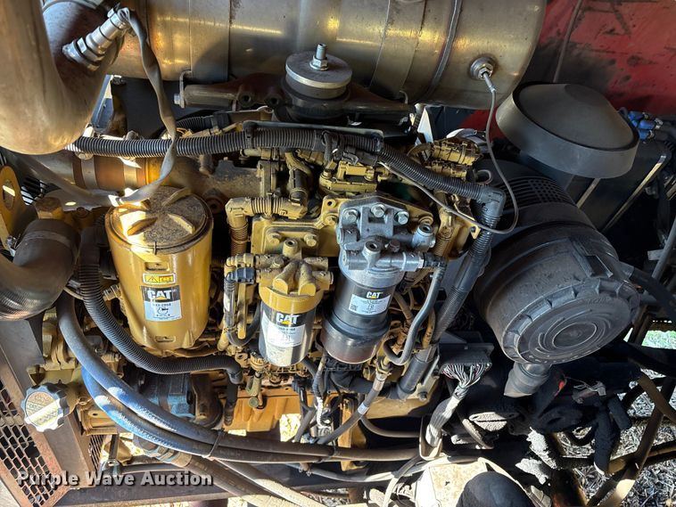 image for item EC8096 MorBark 727 trommel screen