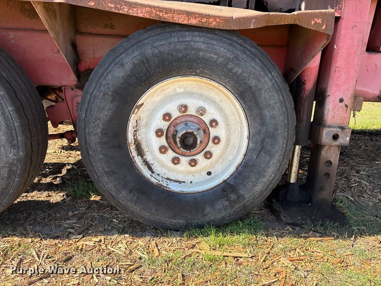 image for item EC8096 MorBark 727 trommel screen