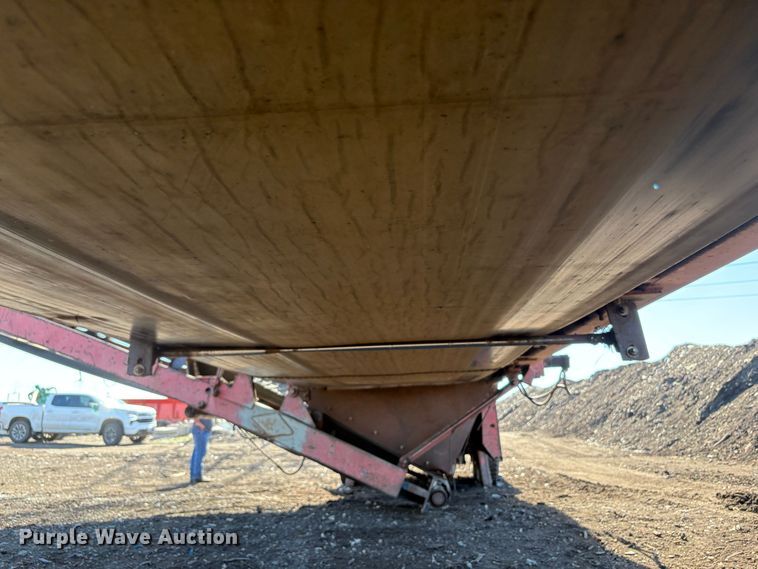 image for item EC8097 MorBark 727 trommel screen