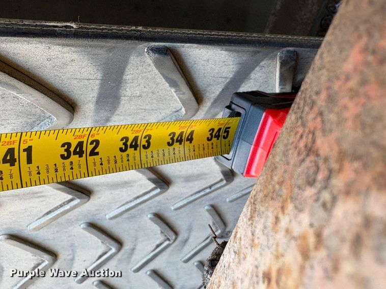 image for item EC8097 MorBark 727 trommel screen