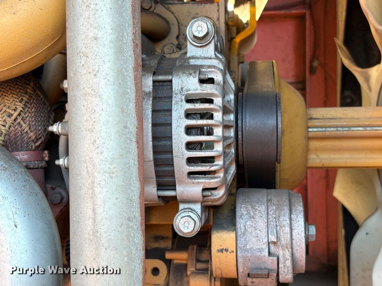 image for item EC8097 MorBark 727 trommel screen