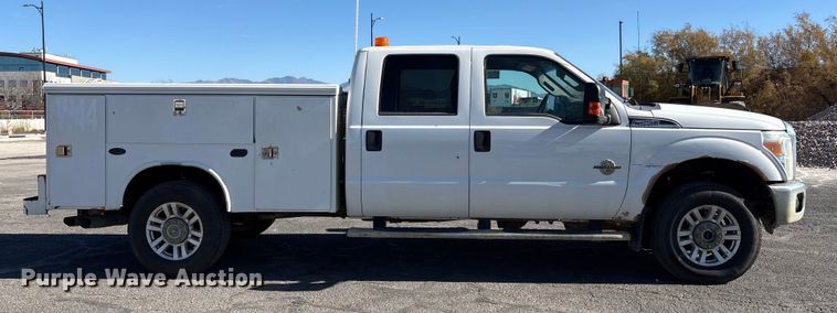 image for item EC8122 2015 Ford F250 Super Duty XLT Crew Cab utility bed pickup truck