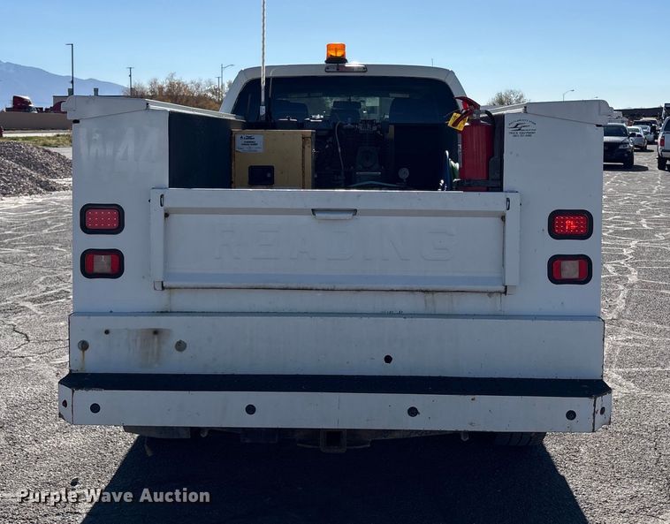 image for item EC8122 2015 Ford F250 Super Duty XLT Crew Cab utility bed pickup truck