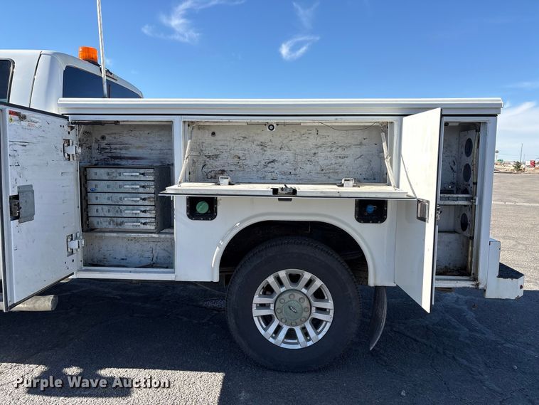 image for item EC8122 2015 Ford F250 Super Duty XLT Crew Cab utility bed pickup truck