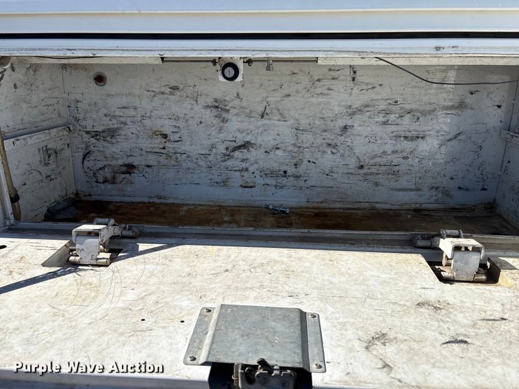 image for item EC8122 2015 Ford F250 Super Duty XLT Crew Cab utility bed pickup truck