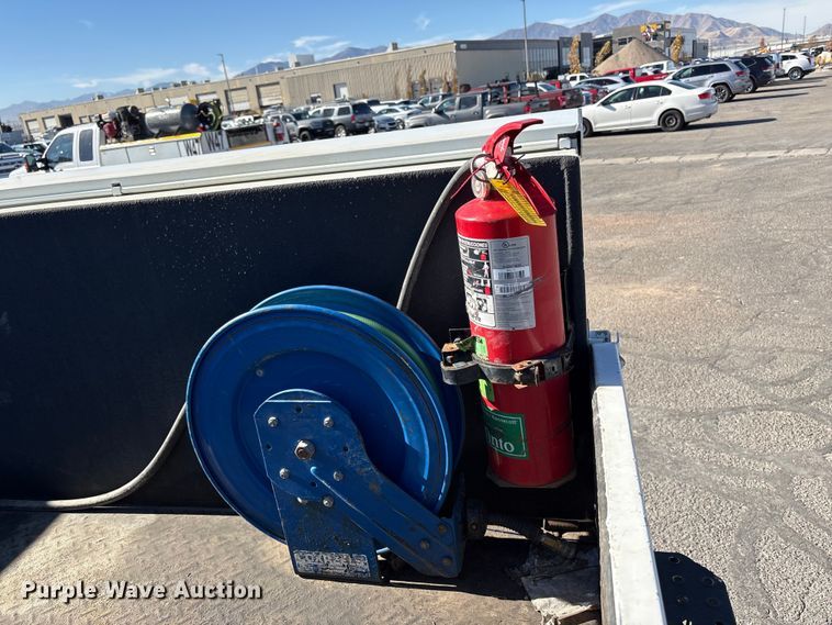 image for item EC8122 2015 Ford F250 Super Duty XLT Crew Cab utility bed pickup truck