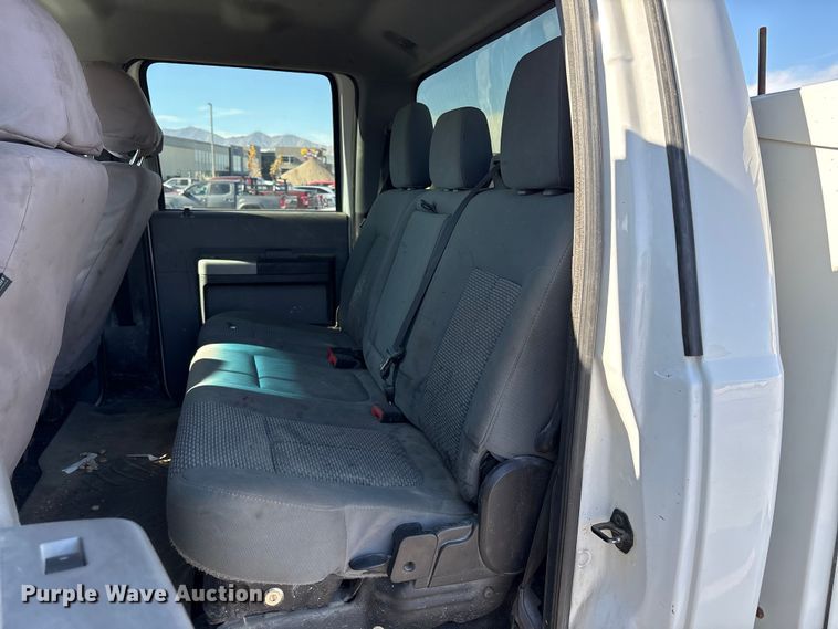 image for item EC8122 2015 Ford F250 Super Duty XLT Crew Cab utility bed pickup truck