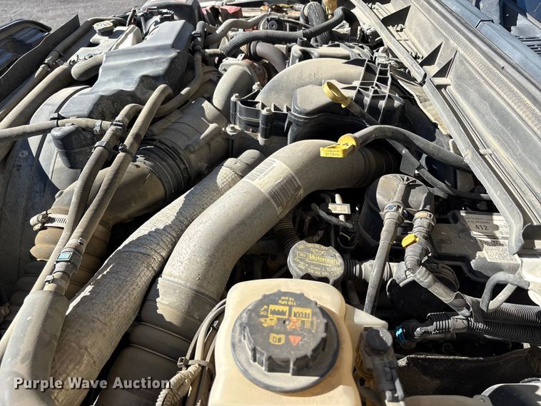 image for item EC8122 2015 Ford F250 Super Duty XLT Crew Cab utility bed pickup truck